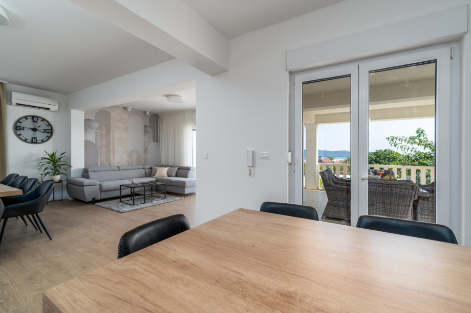 The ground floor area offers a fully air-conditioned area