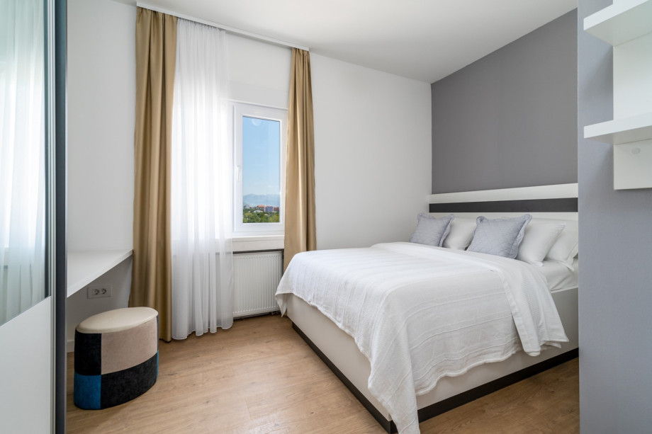 A Bedroom No5 (11sqm) with double bed 140cm x 200cm, A/C, TV, views of nature