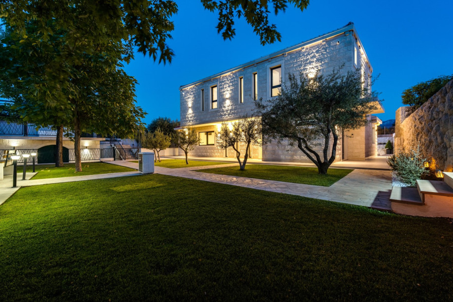 You are invited to enjoy this unspoiled village environment and see why everyone who visits this area always comes back.