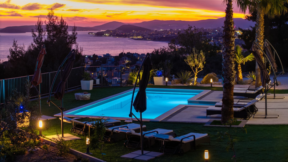 Carefully placed lighting completes the perfect experience of Dalmatian summer evenings