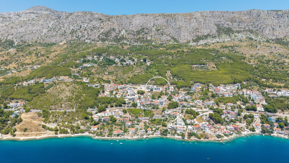 Marked position of villa Angelus