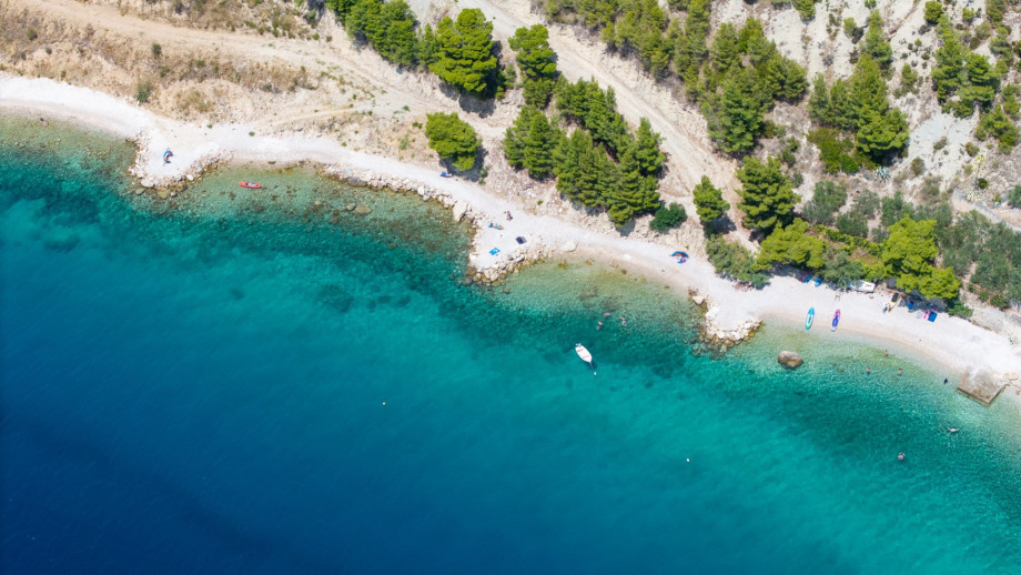 Spectacular and panoramic sea and island views.
