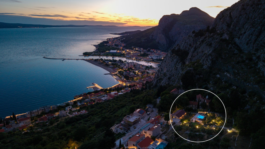 Marked position of the Villa, located 1,5km from the beach