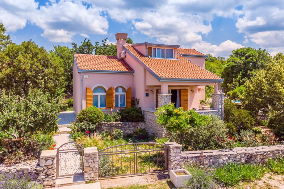 Villa Tajina Kuca for 6 people with a breathtaking botanical garden, heated pool with massage