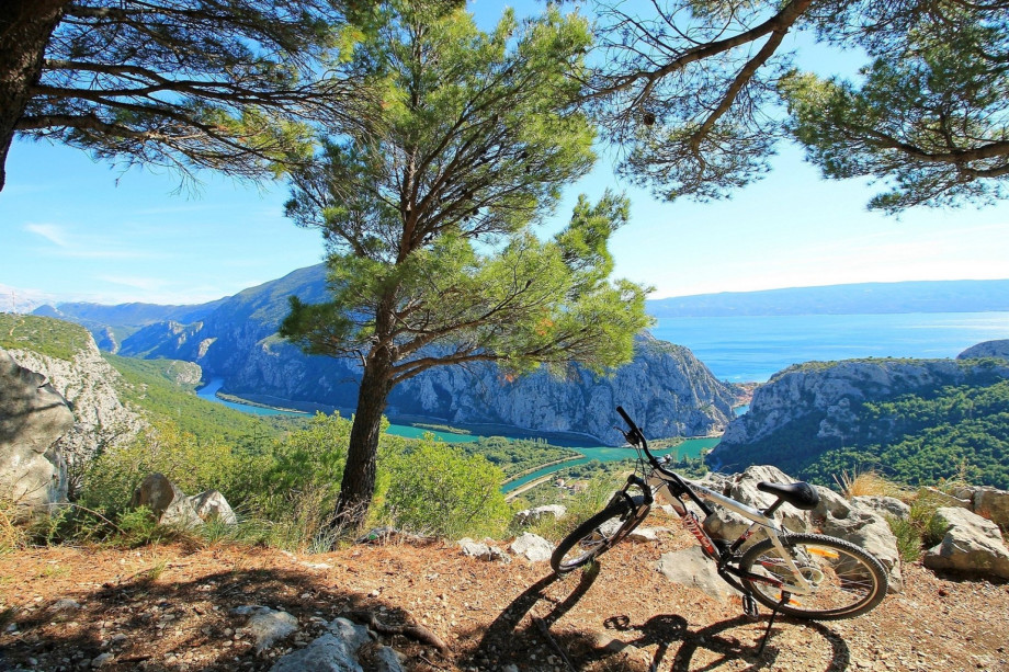 Omis area offers lots of activities. 
Come and explore.