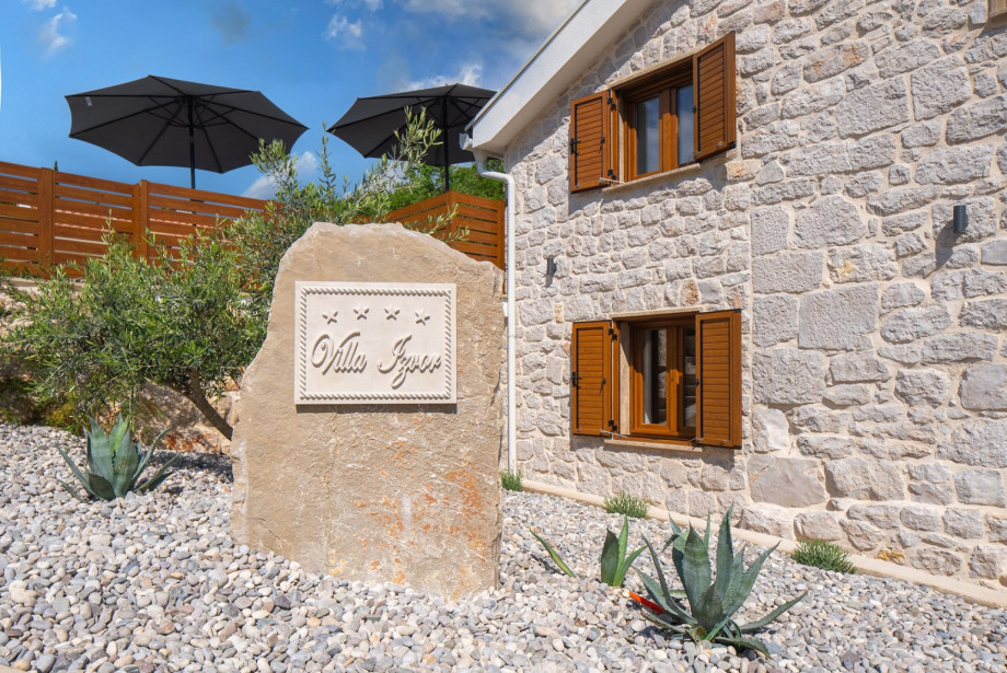 Enjoy the perfect family vacation at Villa Izvor near the town of Imotski.
