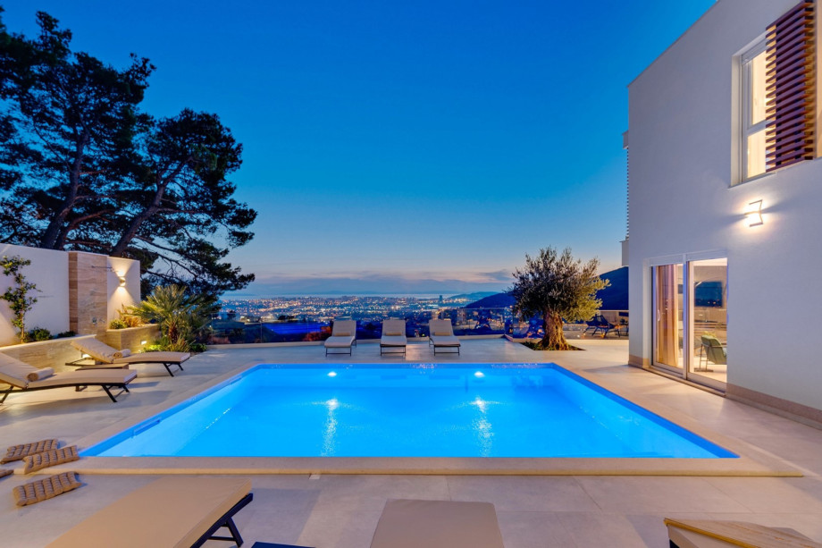 Luxury Villa Seventh Heaven