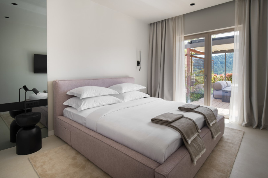 One of 9 stylish, air-conditioned bedrooms featuring an en-suite bathroom.
