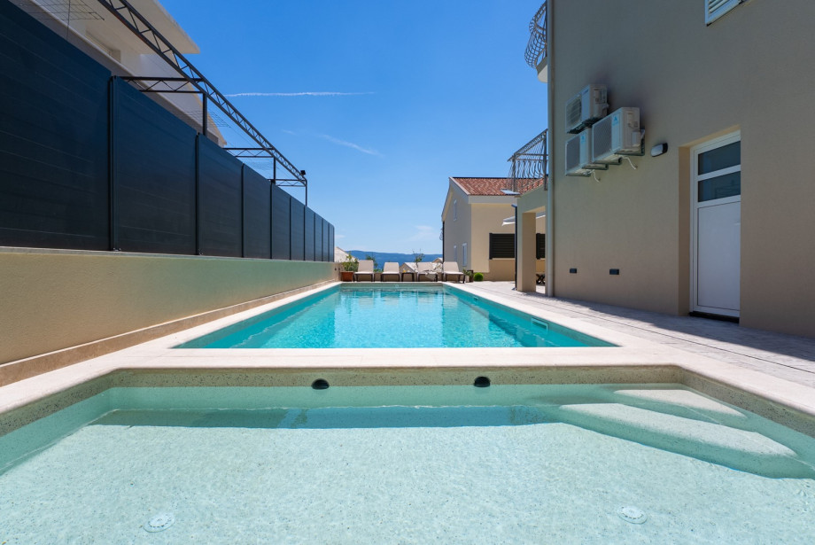 42 sqm private pool (12 m x 3.5 m) with a shallow area for children (0,4m deep)