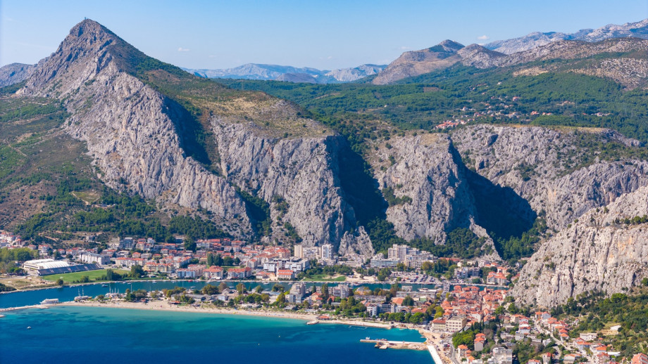 The charming town of Omiš is only 11 km away, where the Cetina River meets the Adriatic Sea