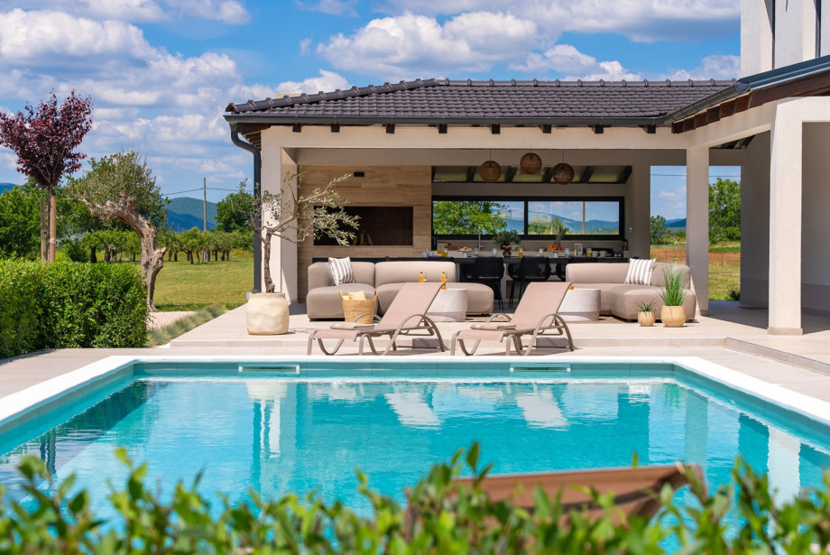 Discover the perfect blend of luxury and nature at Villa Aria Relax—your serene home away from home awaits!