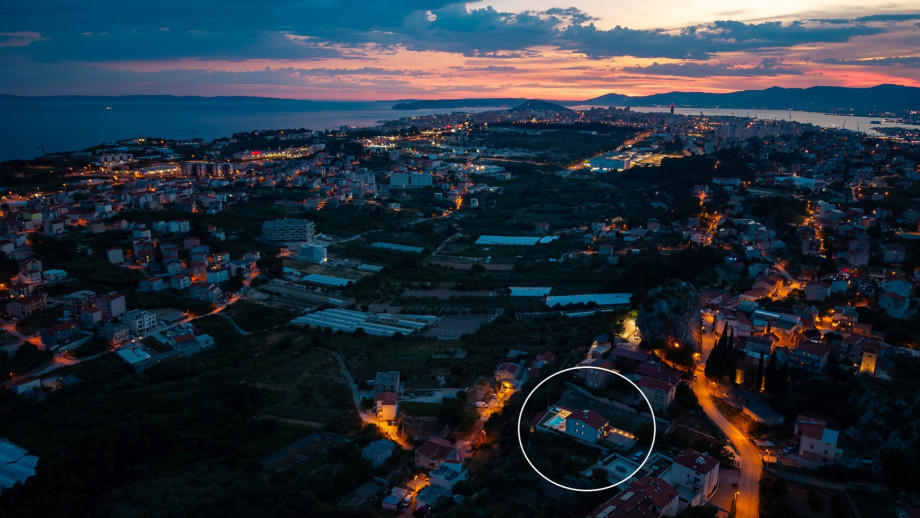 Just 2 km away, you’ll find the pebble beach in Stobreč, along with local restaurants and bars