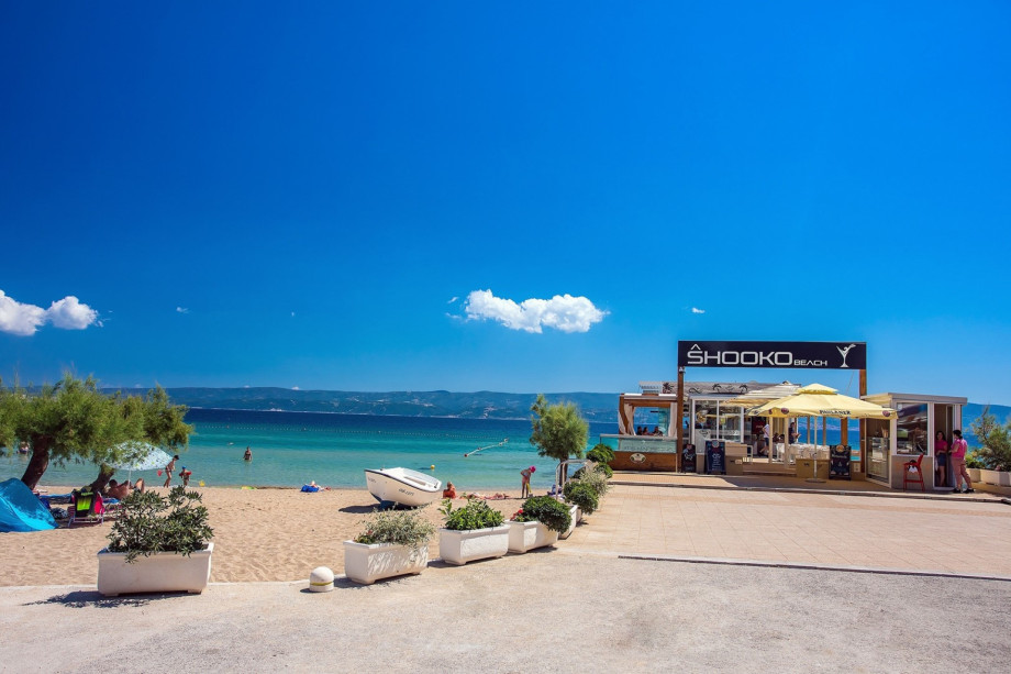 Beautiful sandy beaches in Duće