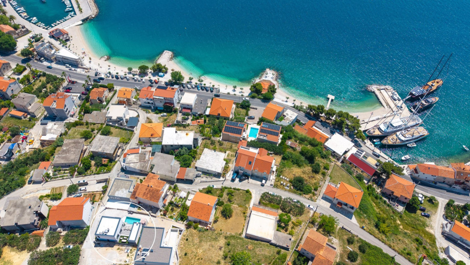 Villa Logos is ideally situated just 150 meters from the crystal-clear sea.