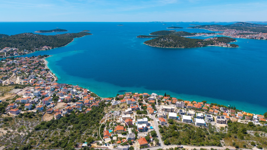 Relax in the peaceful village of Ljoljinica in the Ražanj area.