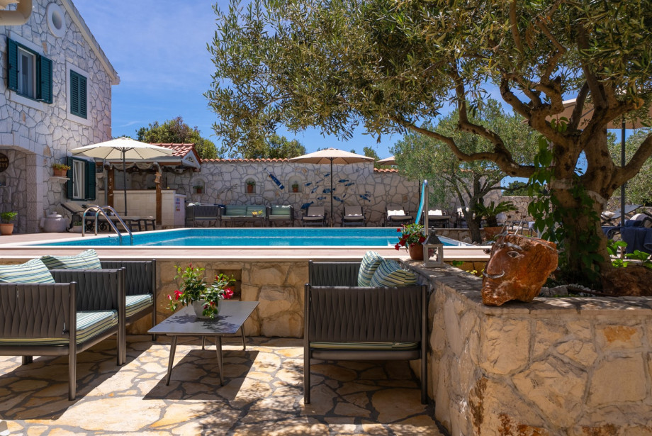 Swim in the no-chlorine pool and relax in the nearby lounge corner.