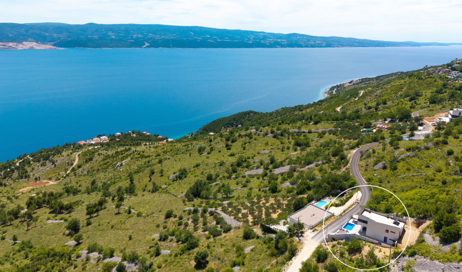 Marked position of Villa EBS. Just 2.3 km from the beach (car needed due to narrow roads)