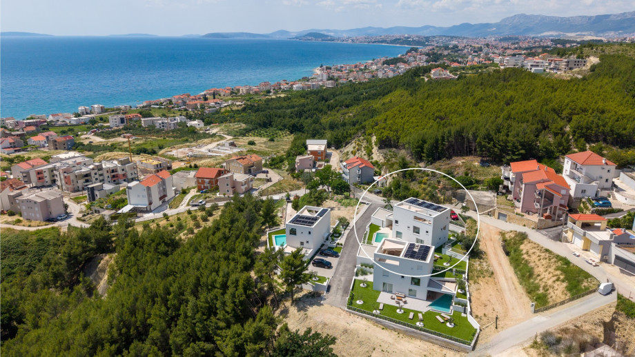 Marked position of the villa A