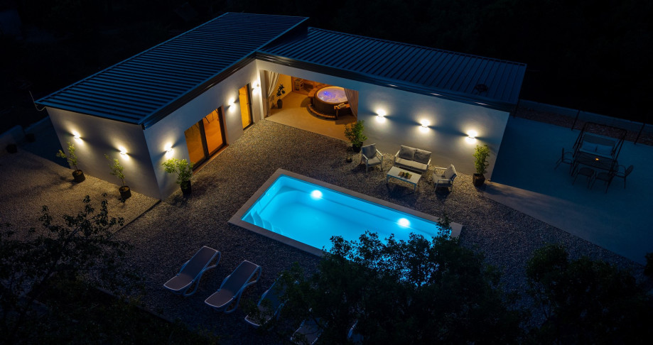 This beautiful, welcoming residence provides both comfort and privacy for all family members