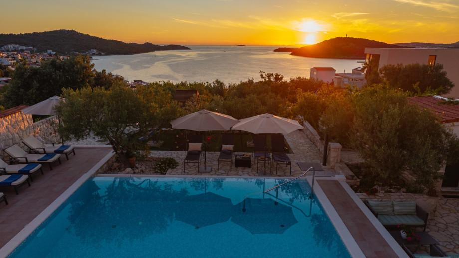 Seaview Villa Ana