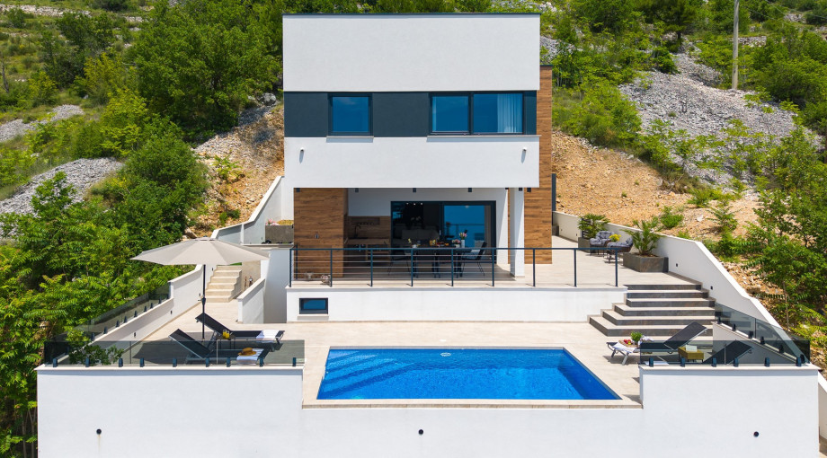 Perfect home away from home for up to 8 people