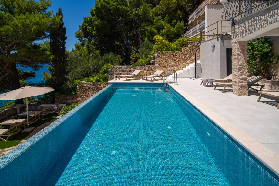 Pool water is treated with a gentle electrolytic filtering system that is kind to your skin.