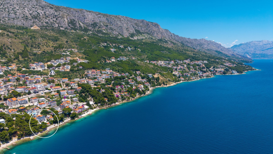 The nearby coast features numerous spots for swimming and sunbathing outside of Stanići.