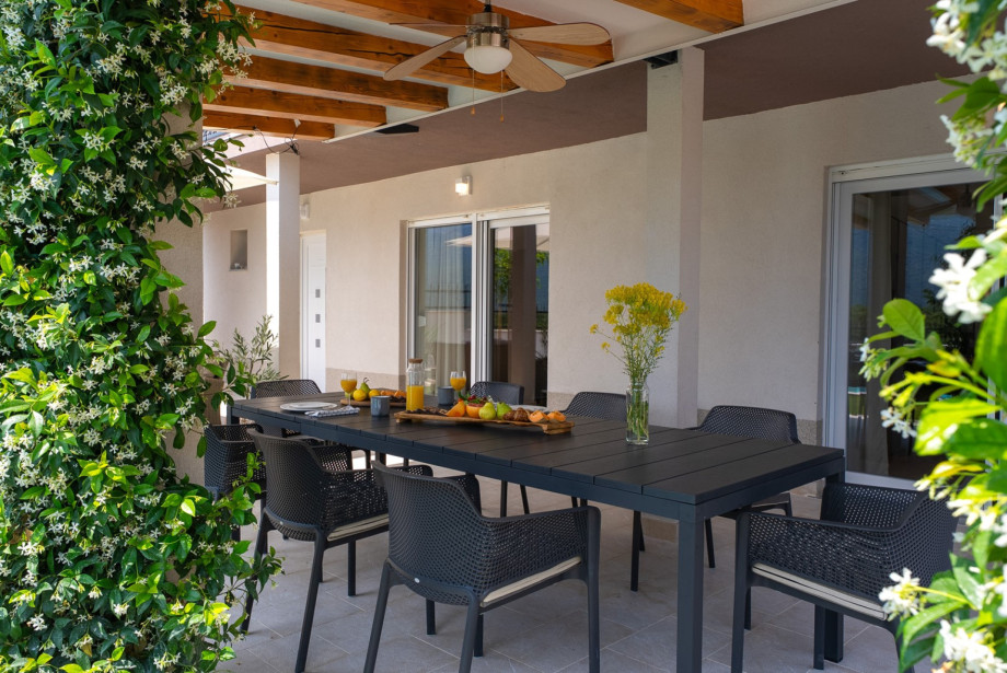 The perfect place for evening gatherings and dinners with your dear friends and family.