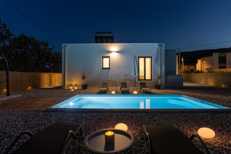 This beautiful, welcoming residence provides both comfort and privacy for all family members