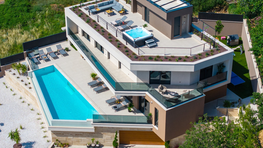 Seaview Villa Allure
