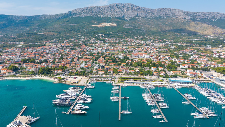 Marked position of the villa Star, only 2km from the beach