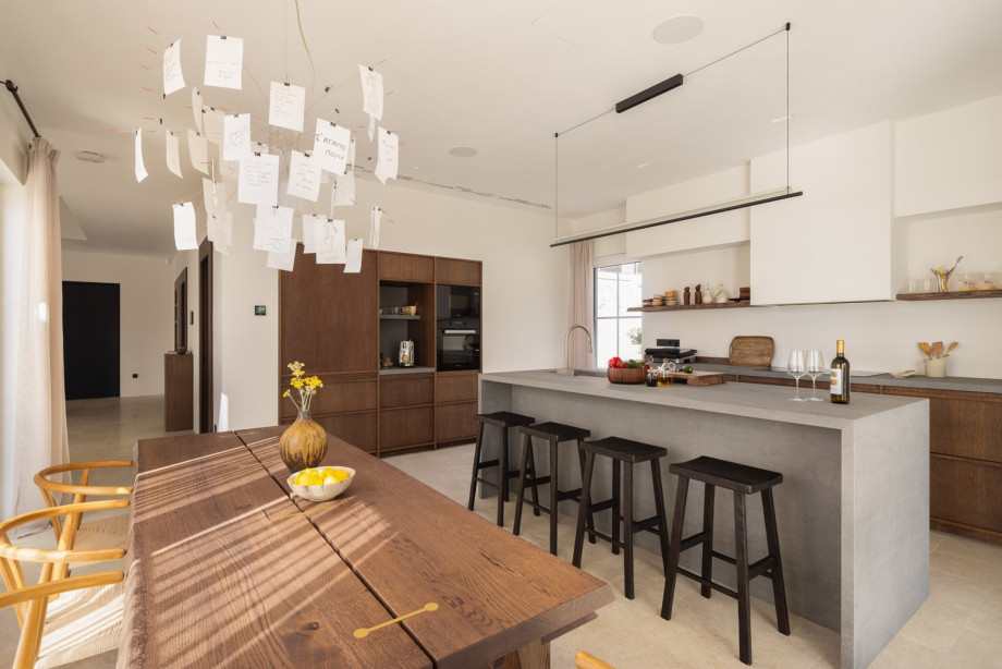 Upon arrival, your host will provide you with personalized recommendations for dining, sightseeing, and activities