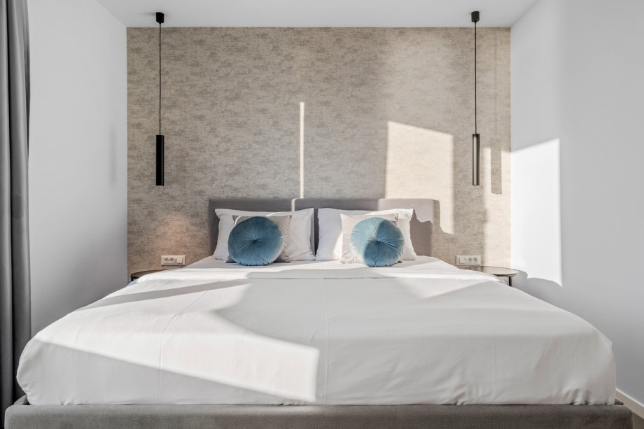 Bedroom NO1 (15 sqm) with a king-size bed 180cm ×200cm, A/C, TV