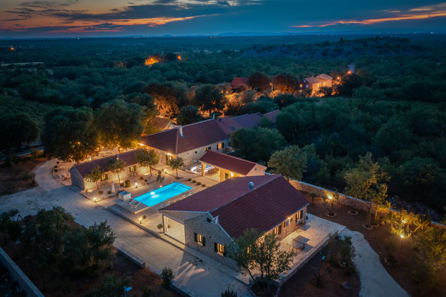 This property hides a special feature - a private park and eco-garden