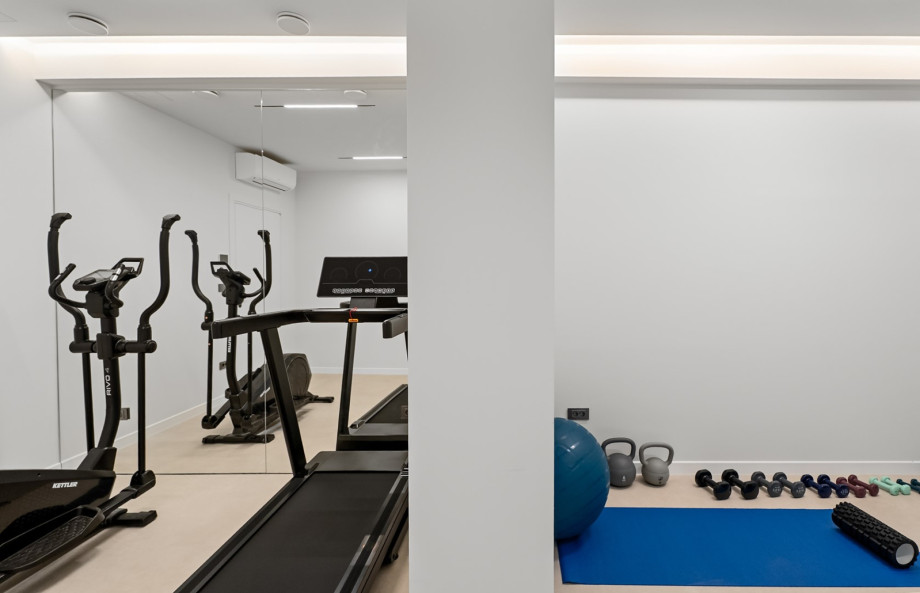 Air-conditioned 18.5 m2 gym is equipped with a treadmill, Orbitrek, and weights.