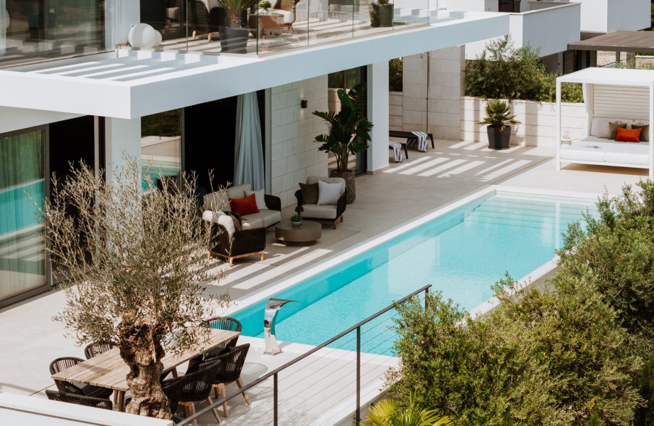 A private, infinity, and heated Swimming pool, with a Chlorine-Free water system that is gentle and much healthier for your body.