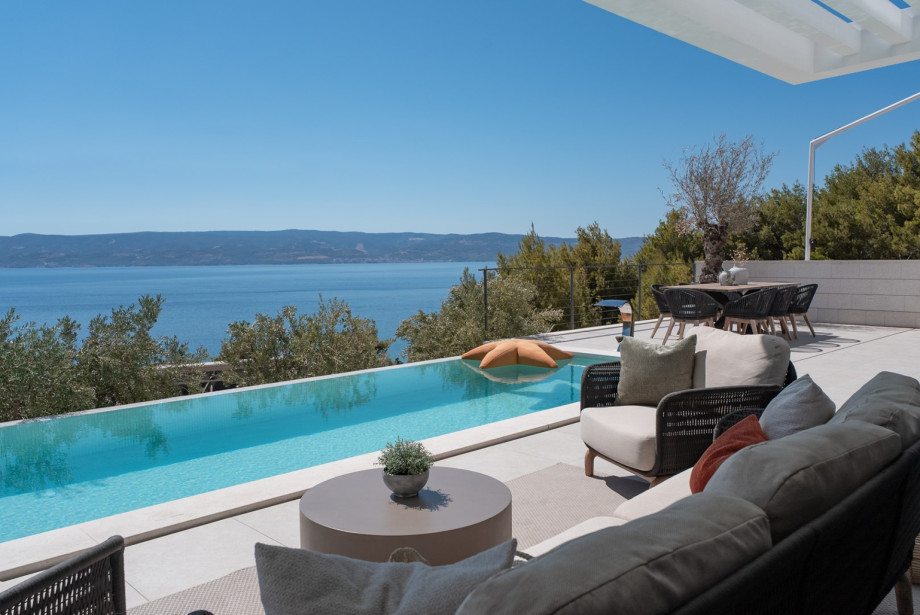 The property is located in the natural surrounding in a quiet neighborhood.