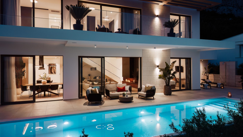 Carefully placed lighting completes the perfect experience of Dalmatian summer evenings